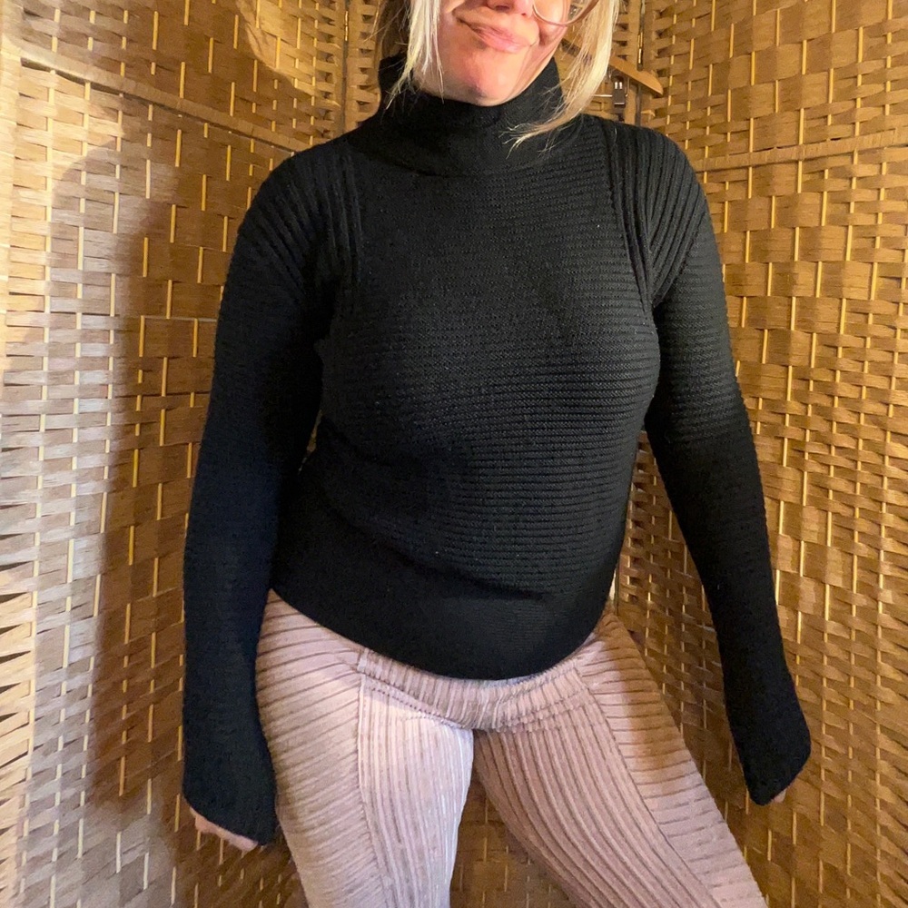 Athleta Extra Fine Merino Wool Turtleneck Sweater